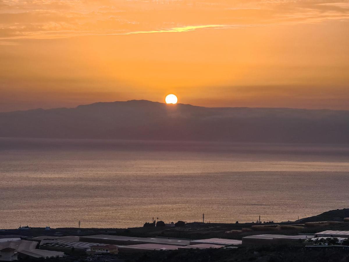 Oceanview Boutique House, 125 Sqm, Parking, Sunset Rooftop Costa Adeje  Buitenkant foto